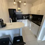 T2 Pour 4 Personnes Au Coeur D'arcachon Avec Wifi Et Equipements Modernes - Fr-1-474-176 Apartment
