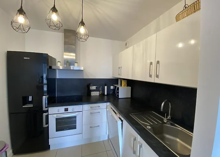 아파트 T2 Pour 4 Personnes Au Coeur D'arcachon Avec Wifi Et Equipements Modernes - Fr-1-474-176 *